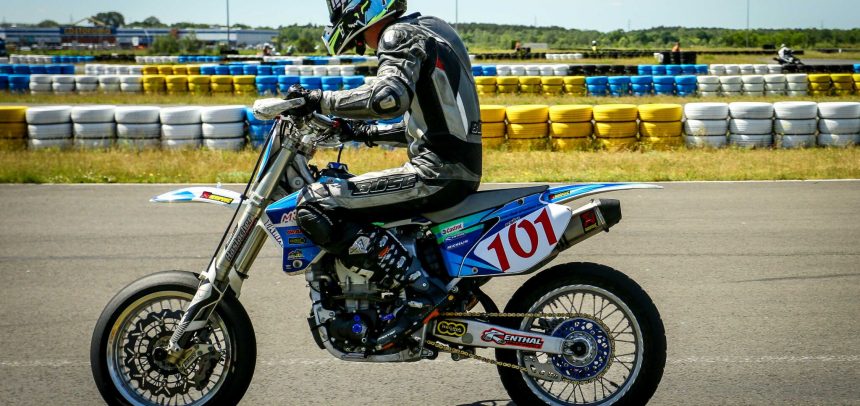 6 zawodników Wyczóła na Supermoto w Toruniu