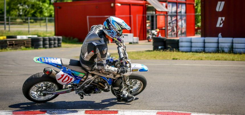 6 zawodników Wyczóła na Supermoto w Toruniu