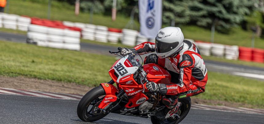 Wyniki ekipy Wyczóła podczas 1 rundy Supermoto