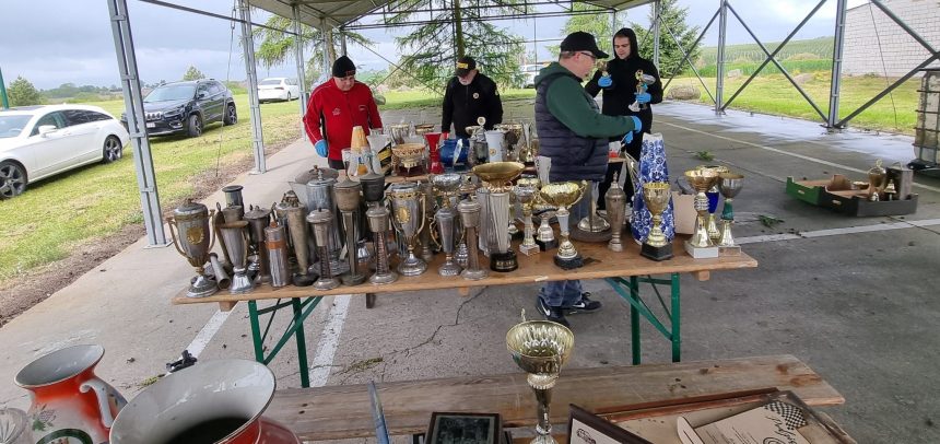 Relacja z akcji ,,Odświeżamy Trofea”!