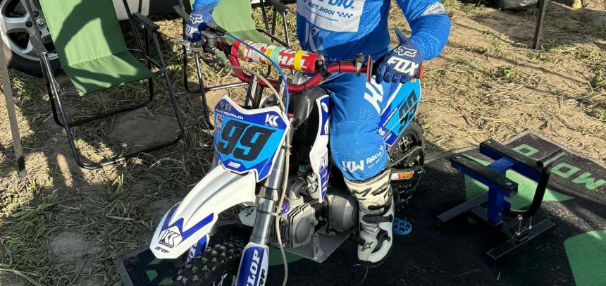 Pitbike i ściganie off-road w Wierzchucinie